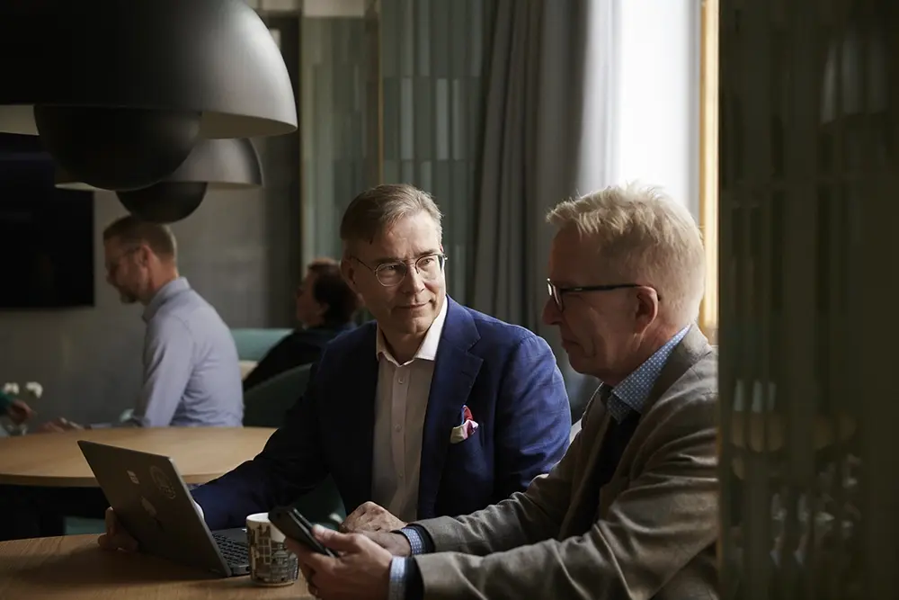 Person taler om Customer Portal